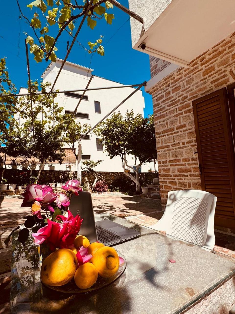 Orfeu Apartments Ksamil Exterior foto