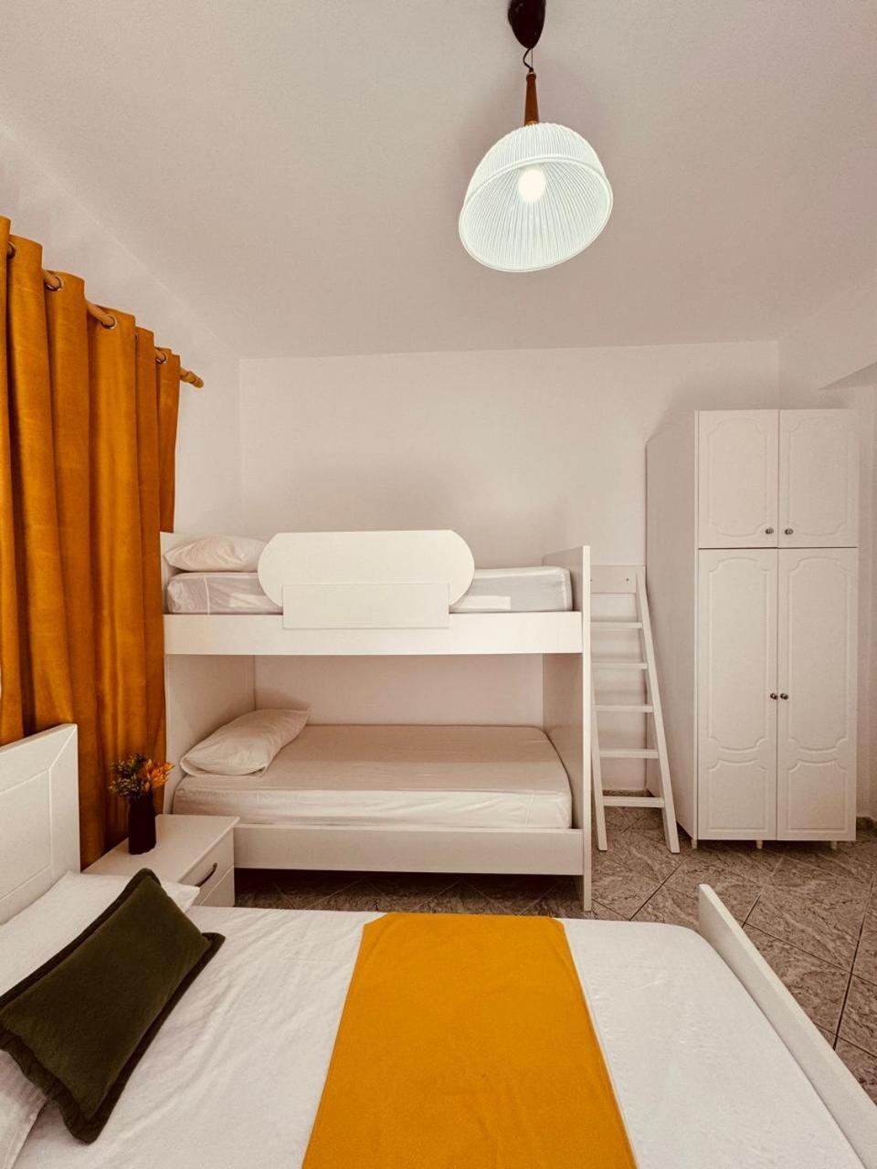 Orfeu Apartments Ksamil Exterior foto