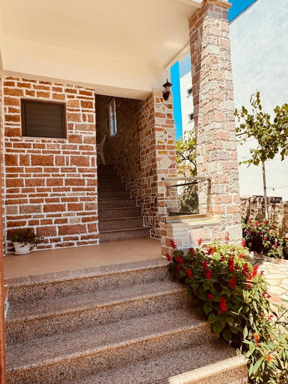 Orfeu Apartments Ksamil Exterior foto