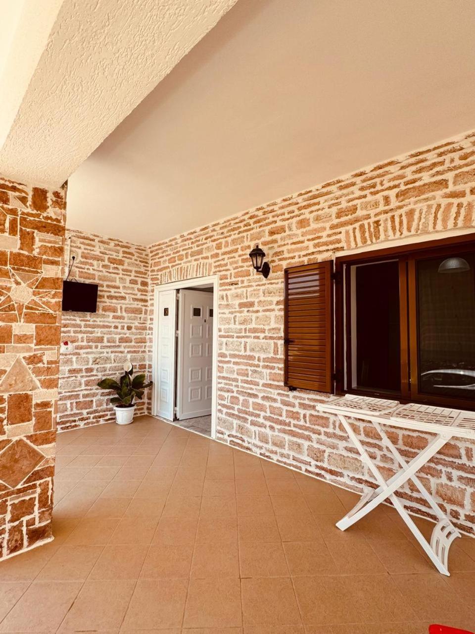 Orfeu Apartments Ksamil Exterior foto